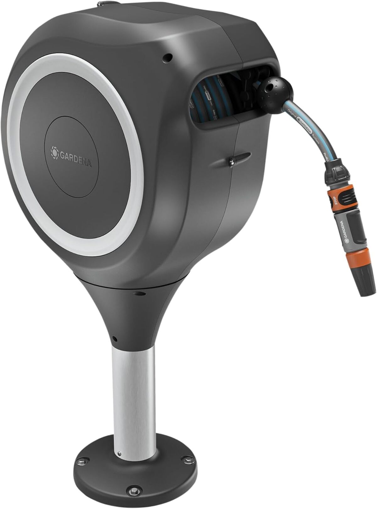 Test du dévidoir Gardena RollUp M : enroulement automatique pour terrasses