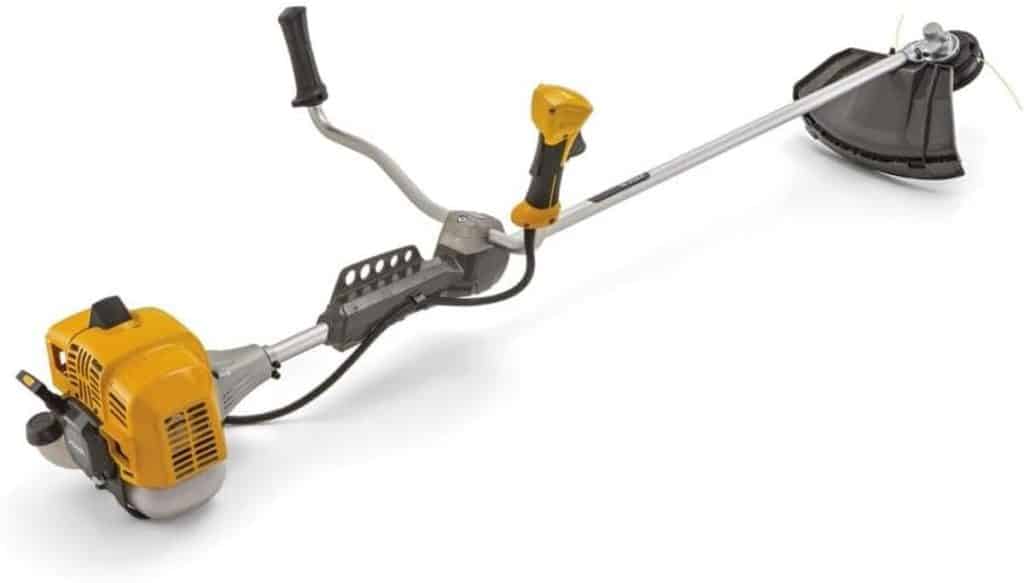 Test débroussailleuse Stiga BC 555 B : performance et ergonomie